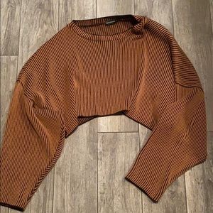 Brown cropped sweater